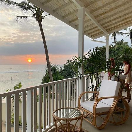 Lihinya Beach Villa Ahangama Ngoại thất bức ảnh